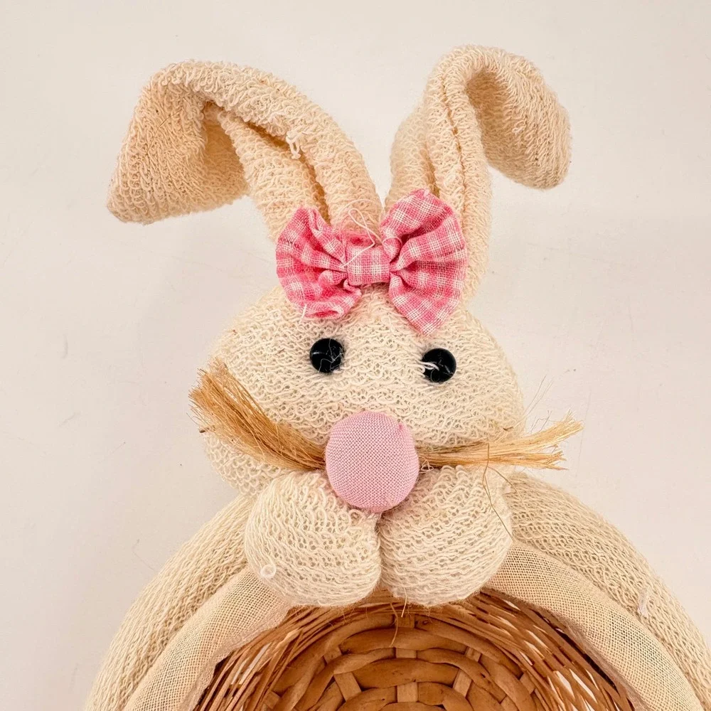 Unbranded easter bunny
